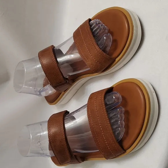Timberland Sensorflex Brown Leather Velcro Strap sandals (w size 10)
