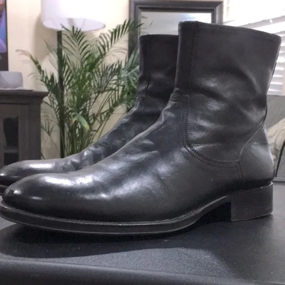TO BOOT NEW YORK ‘HAWTHORNE’  BLACK LEATHER BOOTS