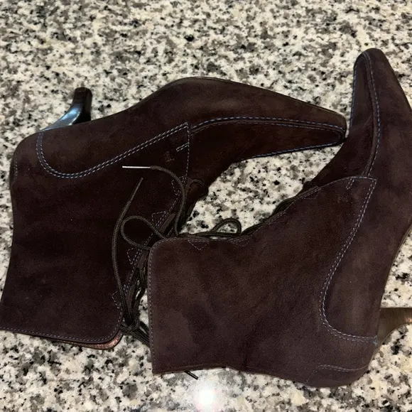 Tod’s Brown Leather Ankle Boots with Blue Stitching, Size 7.5 - Made in Italy