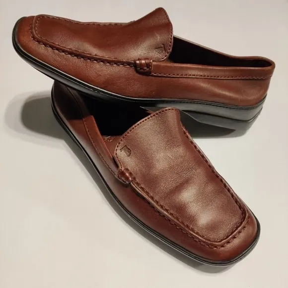 Tod’s Brown Loafers Driving Shoes
