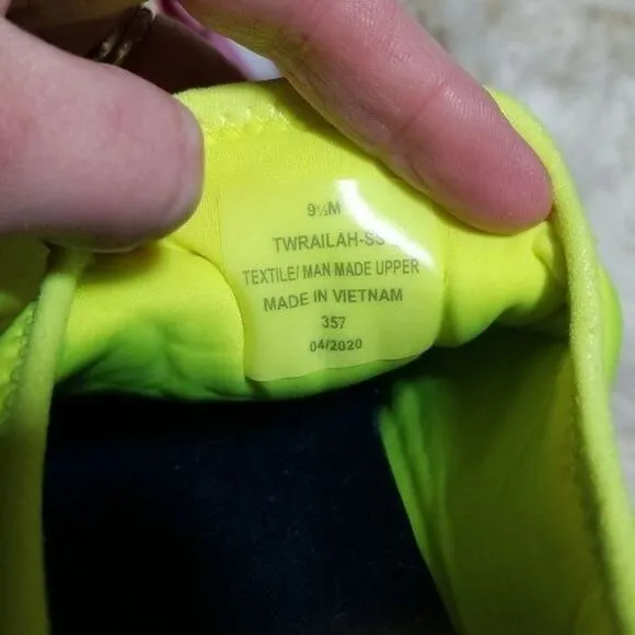 Tommy Hilfiger Men's Neon Yellow Athletic Shoes Size 9.5