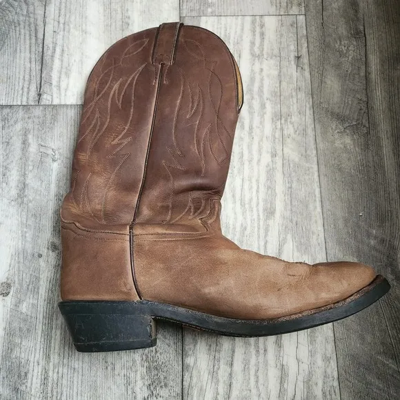 Tony Lama Crazy Horse Men's 9 EE Wide Cowboy Boots VM7008 Western Work Brown.