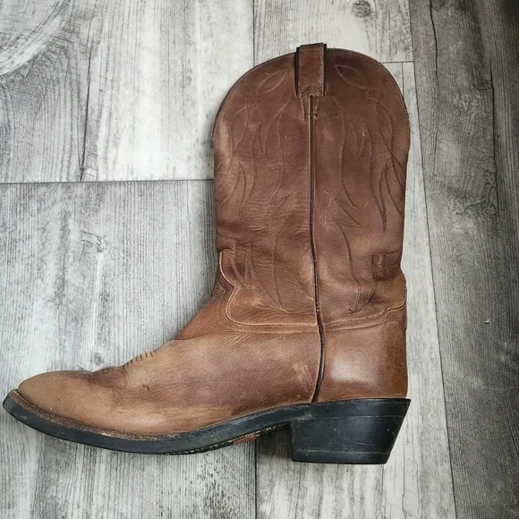 Tony Lama Crazy Horse Men's 9 EE Wide Cowboy Boots VM7008 Western Work Brown.
