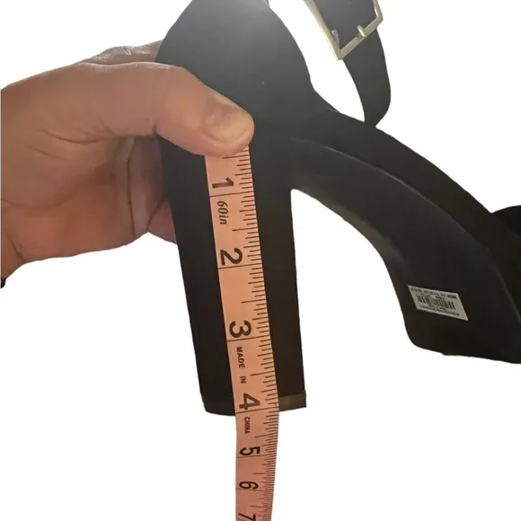 Torrid 4H Black Platform Tapered Heel Shoes New in Box Size 9.5WW