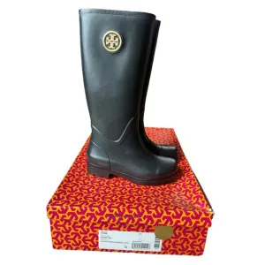 Tory Burch Black Tall Sarah Logo Rain Boots Gold Medallion Style 37568, Size 5