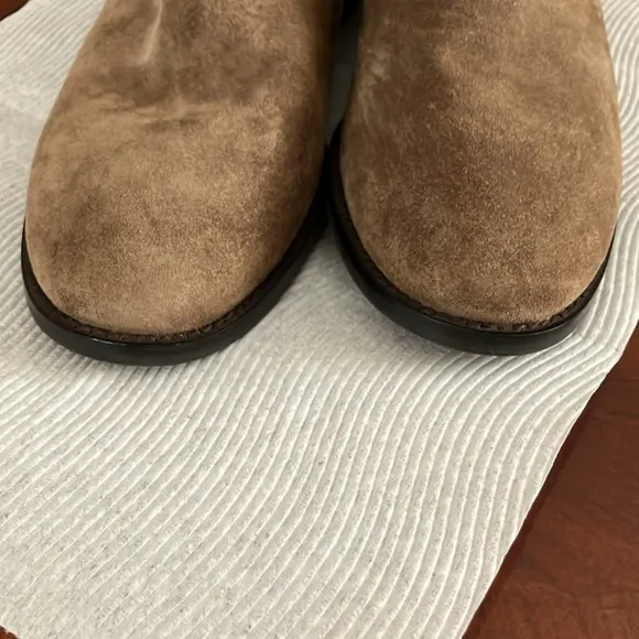 TORY BURCH BRAND NEW ANKLE BOOTS. SIZE 9. PERFECT CONDITION. NO BOX. LIGHT BROWN
