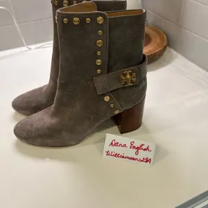 Tory Burch Kira Women's Suede Ankle Boots size 8.5 new without tags