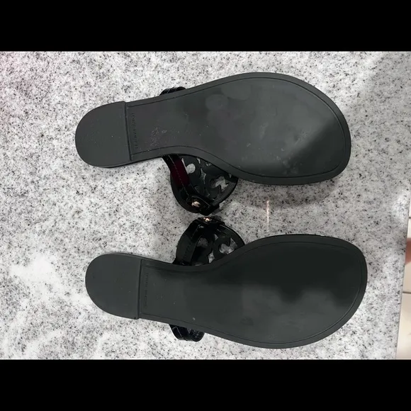 Tory Burch MILLER SANDAL, PATENT LEATHER