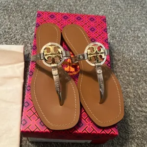 Tory Burch mini miller sandals. 7.5