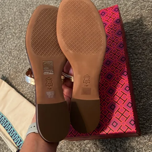 Tory Burch mini miller sandals. 7.5