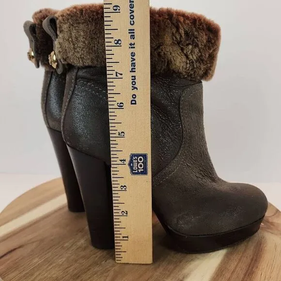 Tory Burch Sebastian Ankle Boots Size 7 M Distressed Brown Leather Real Shearlin