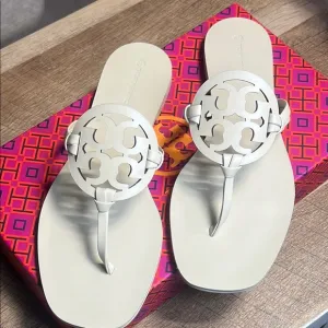 Tory Burch White Sandalsorder(A2)