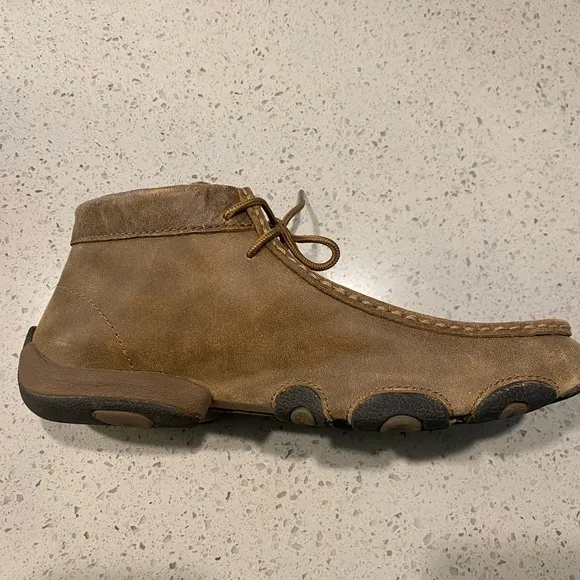 Twisted X Tan Chukka Boots with Suede Finish