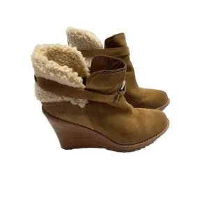 UGG Australia Anais Boots Womens 8.5 Chestnut Brown Suede Wedge Heel