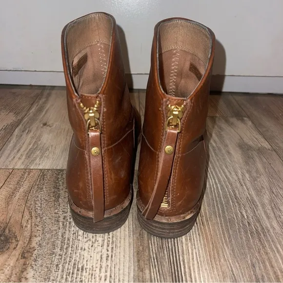 UGG Australia Bruno Brown Leather Ankle Boots Womens Size 8 EUR 39 Back Zip