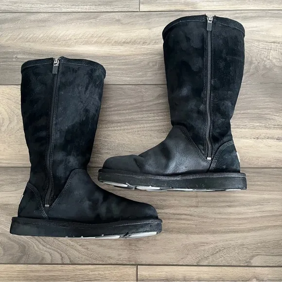 UGG Australia Kenly S/N 1890 Tall Black  Boots Womens Size 6