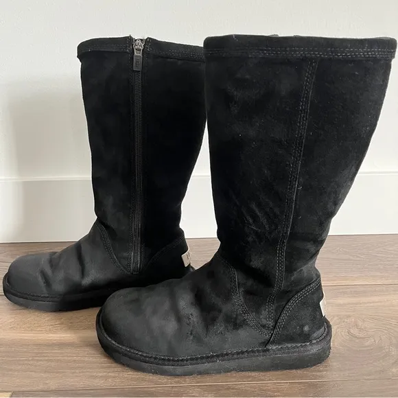UGG Australia Kenly S/N 1890 Tall Black  Boots Womens Size 6
