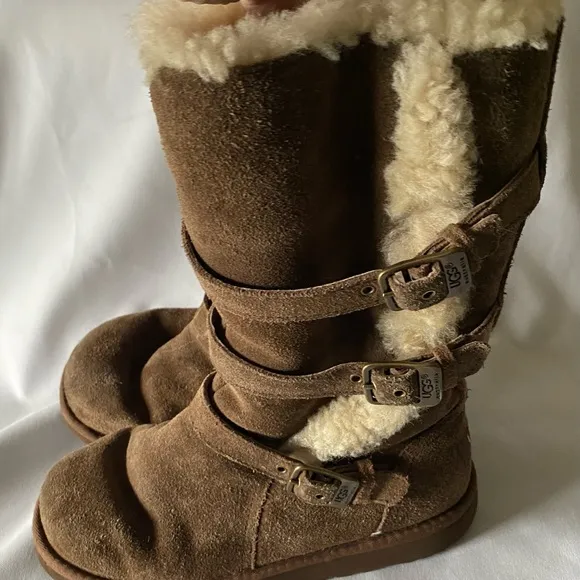 Ugg Australia Maddi Girls Boots Tall With Buckles and Zipper Size 4