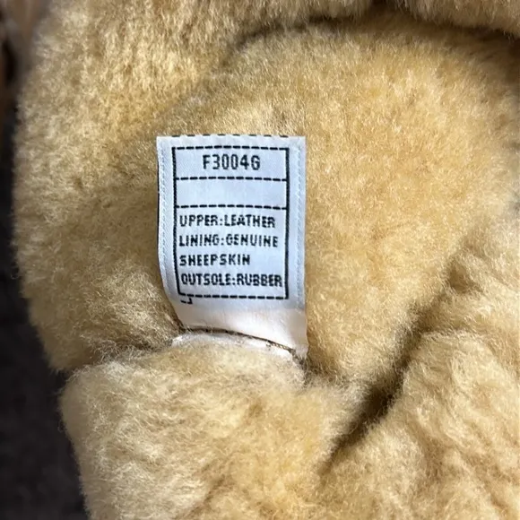 UGG Australia Women’s Classic Tall Boots Brown Suede Sheepskin Wool Size 9