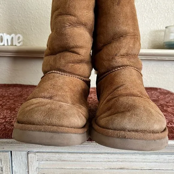 UGG Bailey Bow II Chestnut Tall Boots Women’s Size 9
