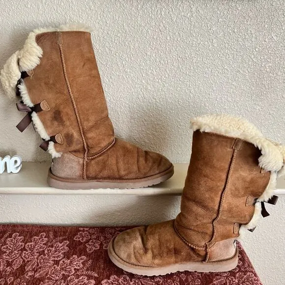 UGG Bailey Bow II Chestnut Tall Boots Women’s Size 9