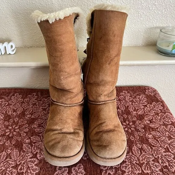 UGG Bailey Bow II Chestnut Tall Boots Women’s Size 9