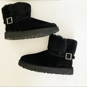 Ugg black ankle boots size 5