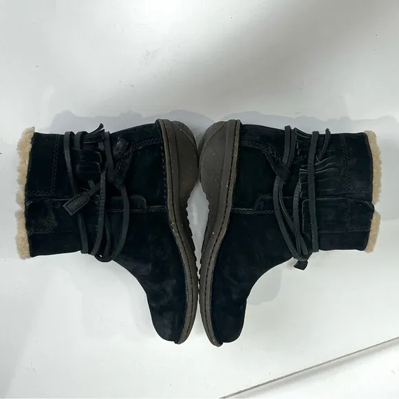 UGG Black Suede Gaviota ankle wrap moccasin boots size 7