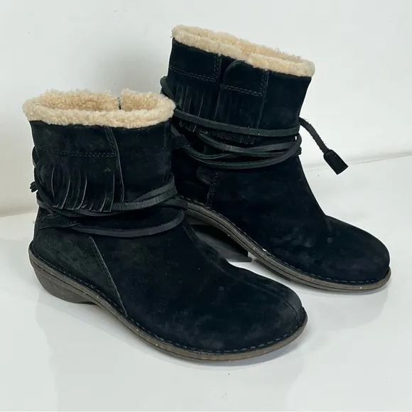 UGG Black Suede Gaviota ankle wrap moccasin boots size 7