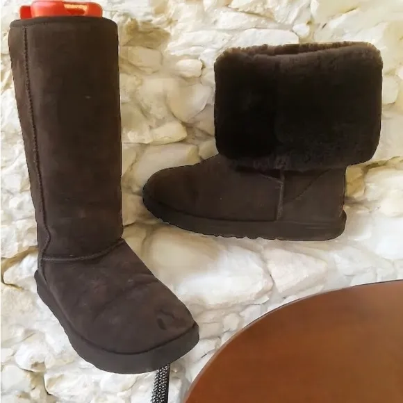 UGG Boots Classic Tall Brown Suede Shearling