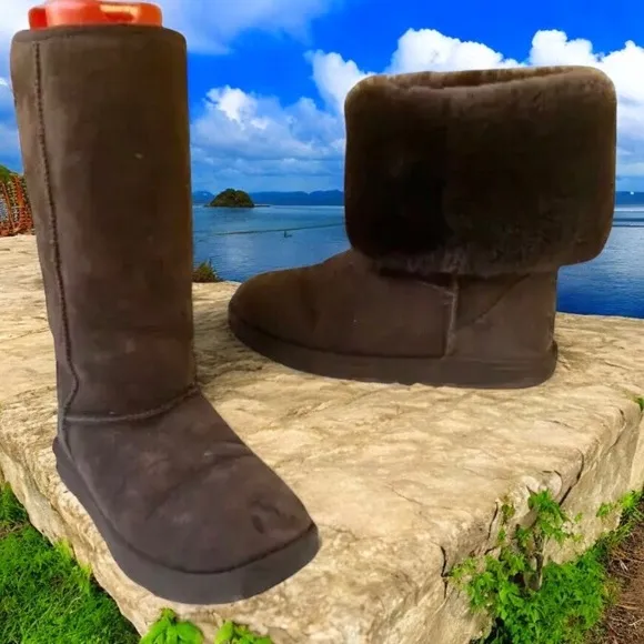 UGG Boots Classic Tall Brown Suede Shearling