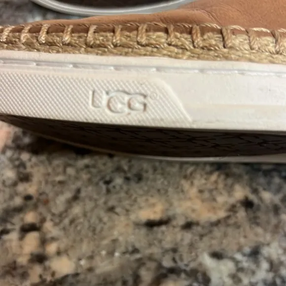 UGG® Caleel Chestnut Brown Slip-On Women's Sneakers, Size 8.5, EUC