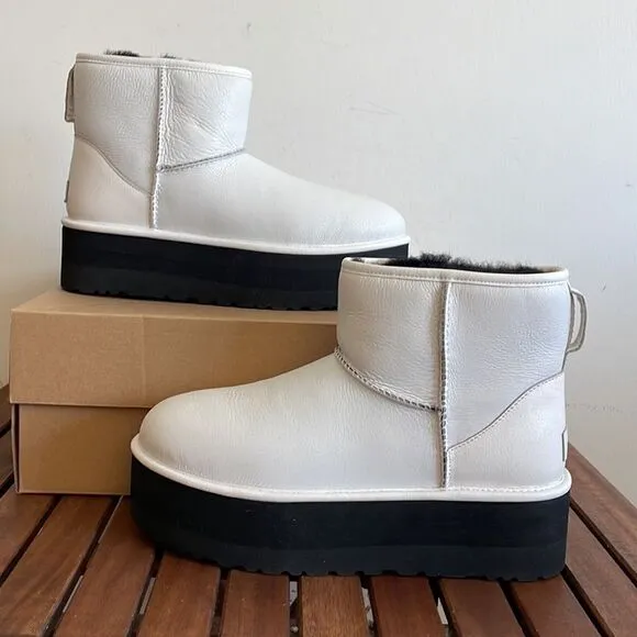 UGG Classic Mini Platform Ultra Matte White Women Size 11
