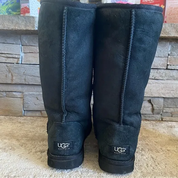 Ugg Classic Tall Boots Suede Leather Solid Black Pull On: 8