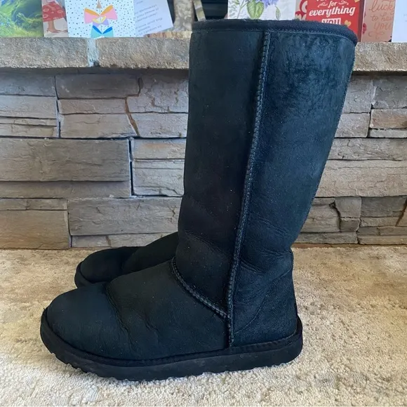 Ugg Classic Tall Boots Suede Leather Solid Black Pull On: 8