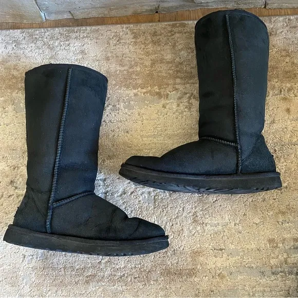 Ugg Classic Tall Boots Suede Leather Solid Black Pull On: 8