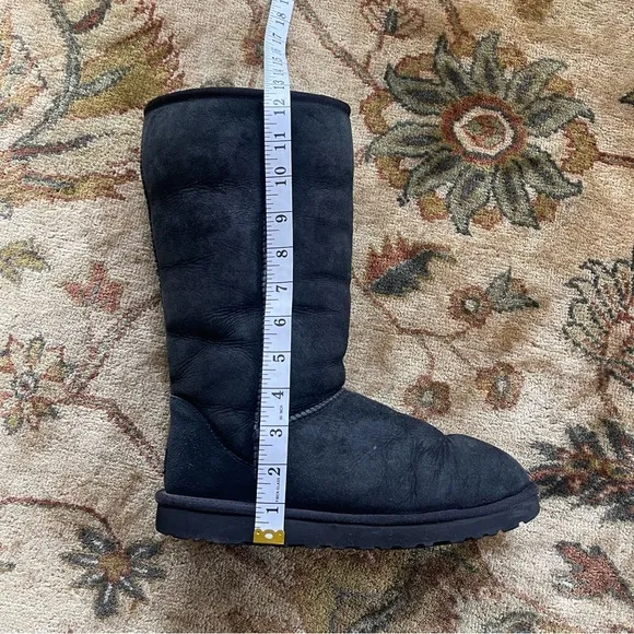 UGG Classic Tall II Suede Water-Repellent Boots Size 8