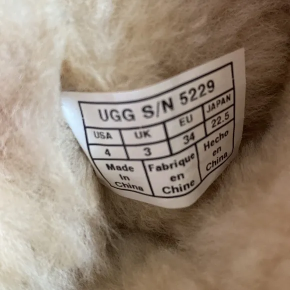 UGG Classic Tall Shearling Boots Chestnut Leather Suede Tall Girls Boots Size 4