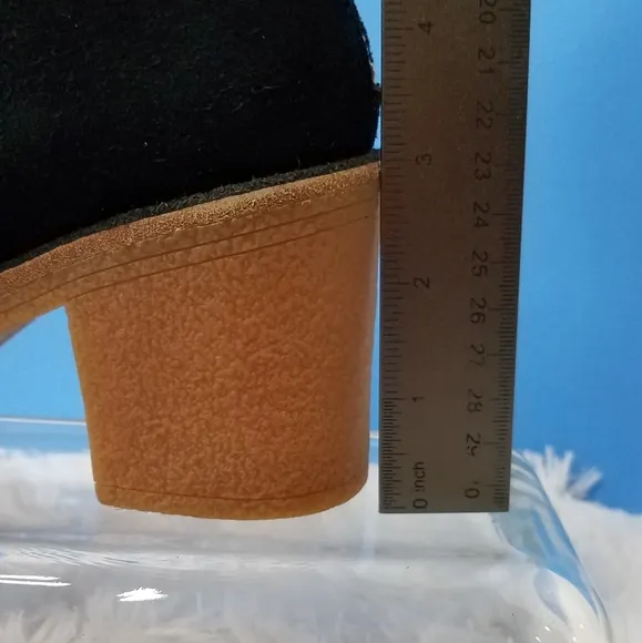 UGG Corin Ankle Boots