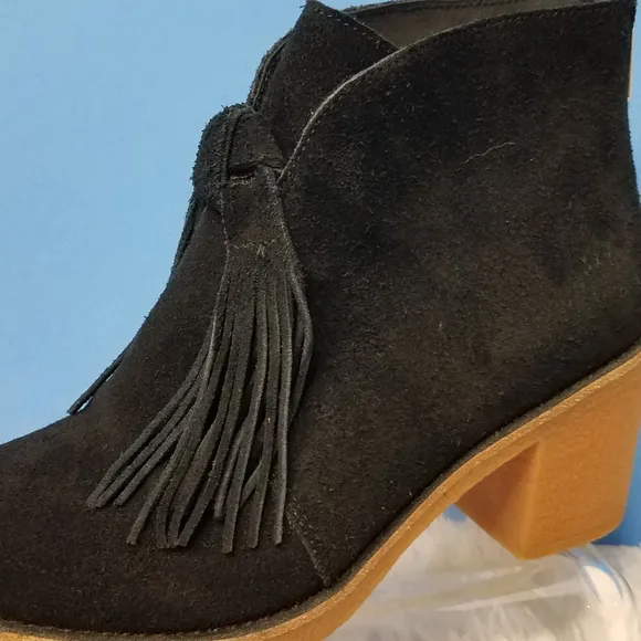 UGG Corin Ankle Boots