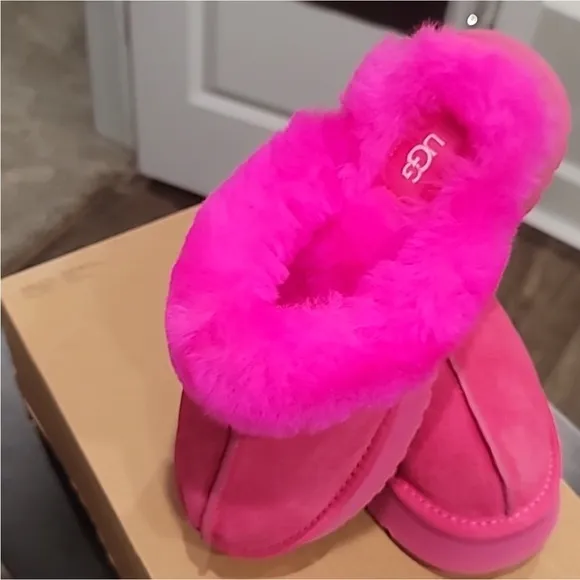 UGG DISQUETTE PLATFORM SLIPPER NIB NWT🖤 Taffy Pink 6