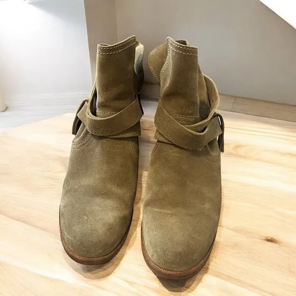 UGG Elora Women’s Suede Crisscross Strap Ankle boots booties sz 9 Beige Y2K