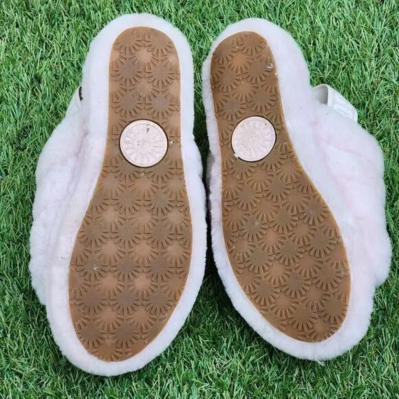 UGG FLUFF YEAH - Women's Sliper - SIZE 8