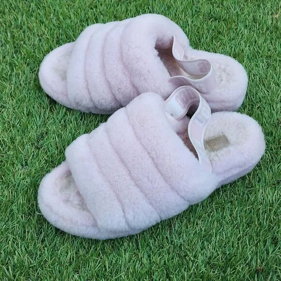 UGG FLUFF YEAH - Women's Sliper - SIZE 8