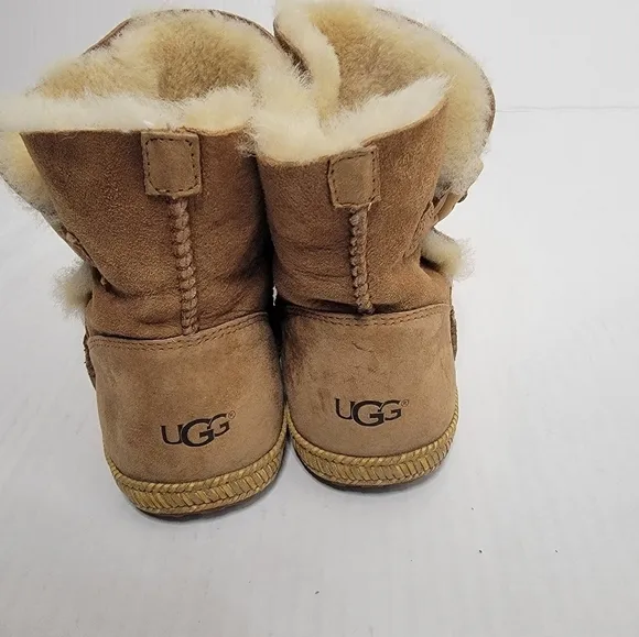 Ugg Garnet Casual Boots Sz 10 Shearling Tan 1007755