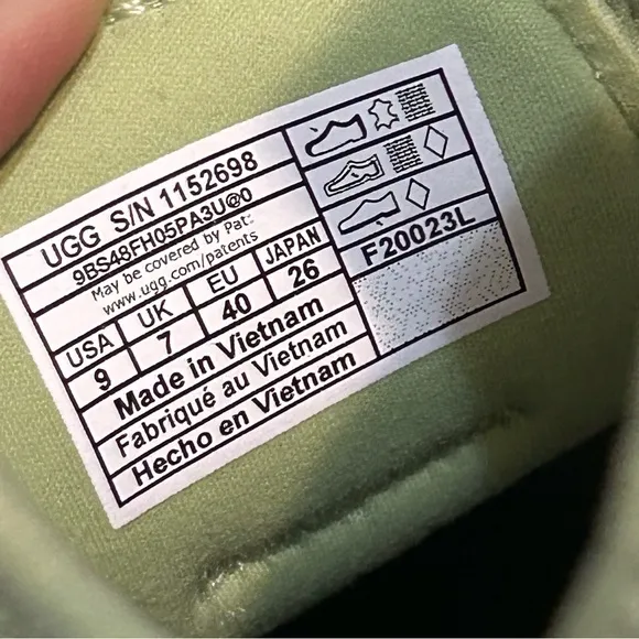 UGG green platform sandals shoes women’s 9 new in box