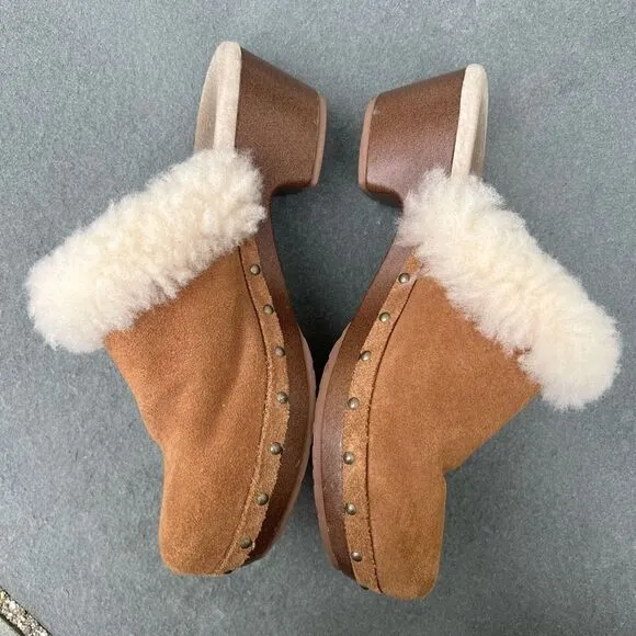 Ugg Kalie Suede Shearling Clogs Y2K Style Chestnut Brown Shoes Big Kid’s size 4