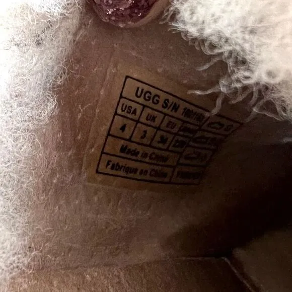 Ugg Kalie Suede Shearling Clogs Y2K Style Chestnut Brown Shoes Big Kid’s size 4
