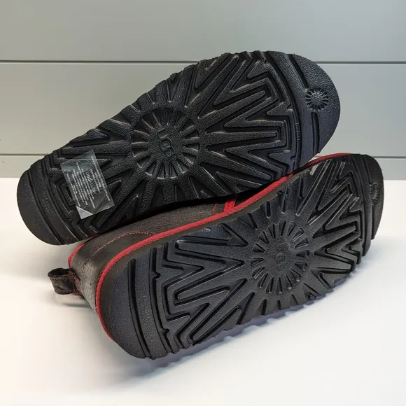 UGG Neumel Leather Chukka Ankle Black Red Boots Size Men's 9