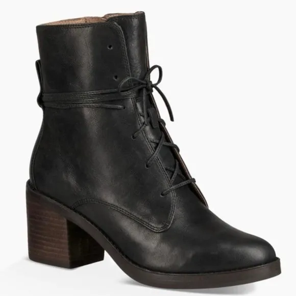 Ugg Oriana Boot women 9.5